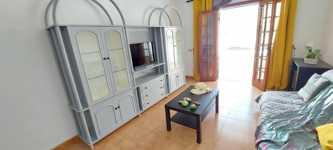 Los Cristianos Apartment, 1 Bedroom Wifi Free & Big Terrace 외부 사진